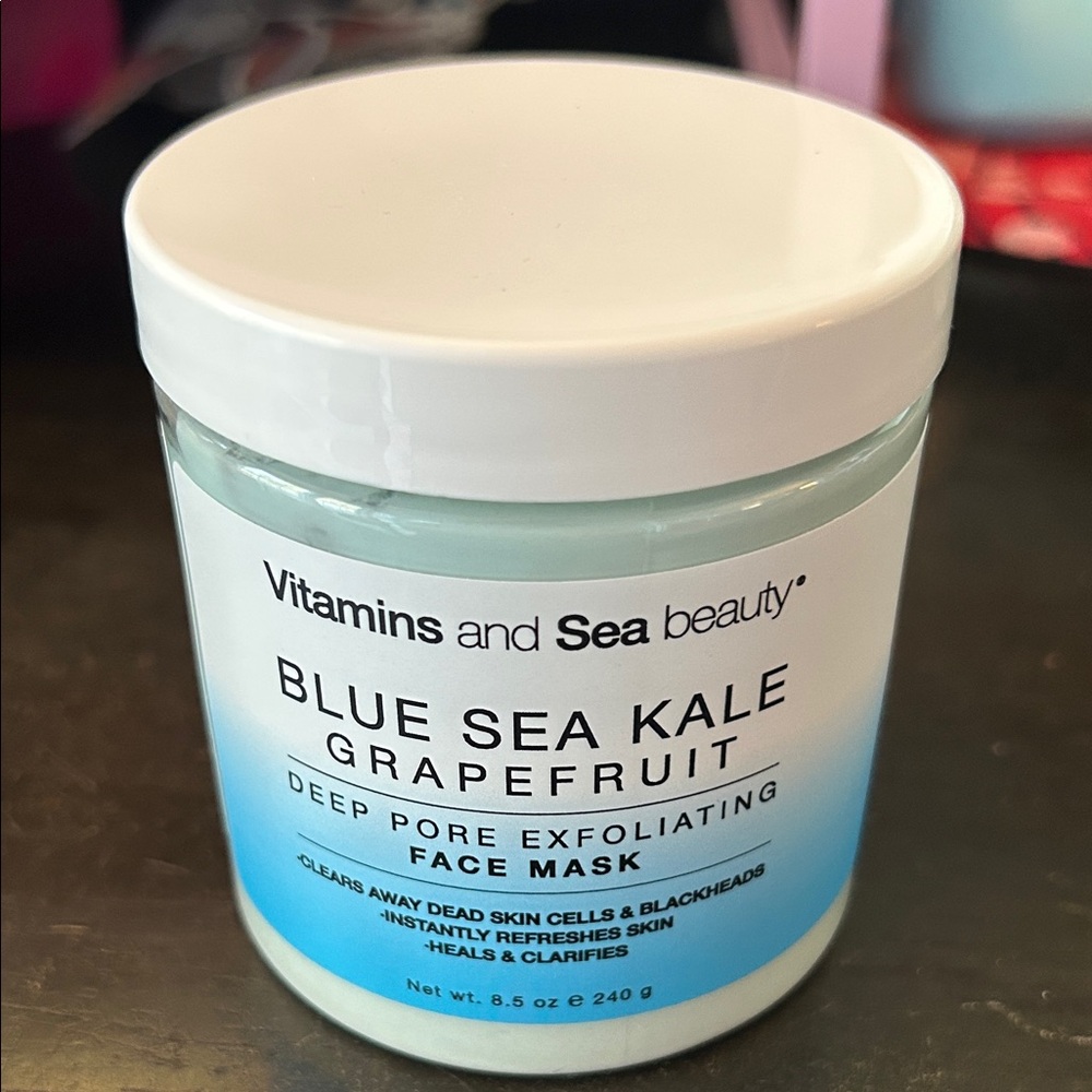 Blue Sea Kale Grapefruit Face Mask